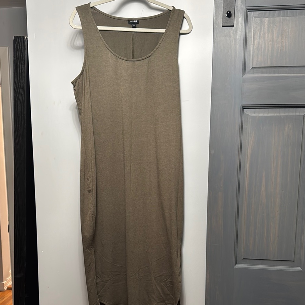 Torrid Tan Sheath Midi Dress Sleeveless Scoop Neck